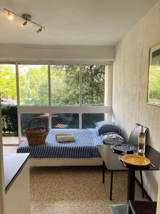 Studio Au Coeur D'Aix Avec Balcon Et Parking เอ็ก-ซอง-โพรวองซ์ ภายนอก รูปภาพ