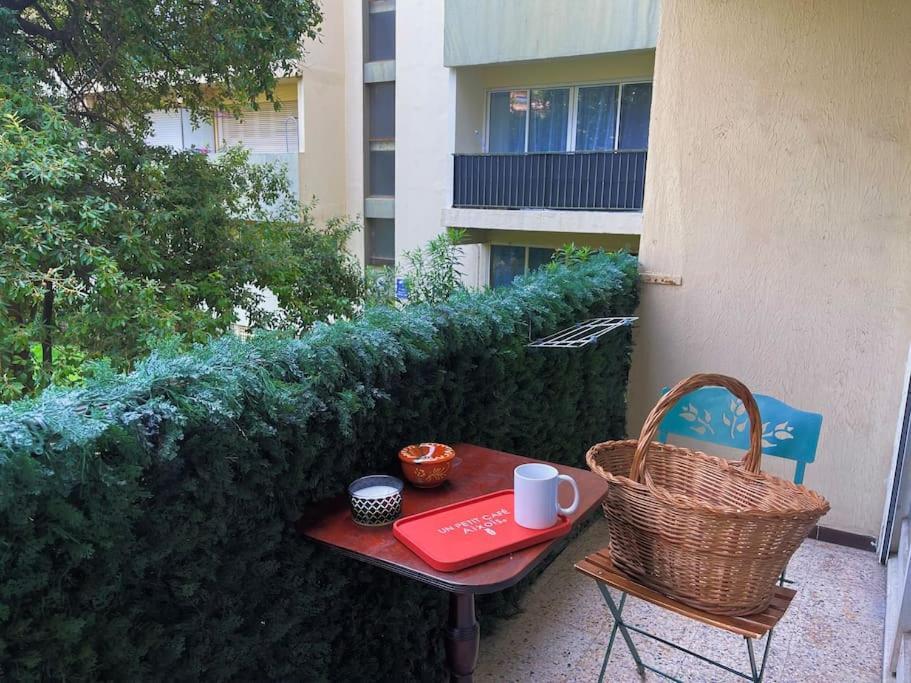 Studio Au Coeur D'Aix Avec Balcon Et Parking เอ็ก-ซอง-โพรวองซ์ ภายนอก รูปภาพ