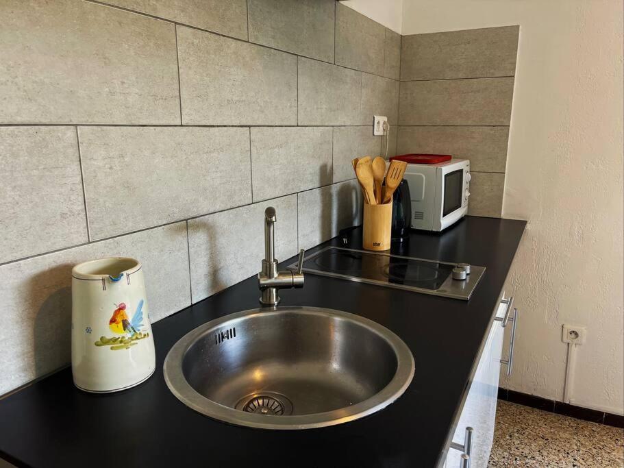 Studio Au Coeur D'Aix Avec Balcon Et Parking เอ็ก-ซอง-โพรวองซ์ ภายนอก รูปภาพ